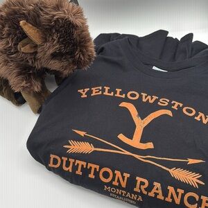 New Yellowstone Dutton Ranch Black Shirt XXL with Bison Stuffed Animal (Park)